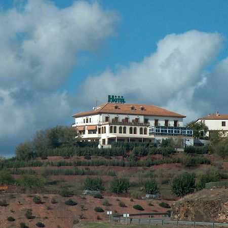 Hotel Restaurante Banos Baños de la Encina Exteriör bild
