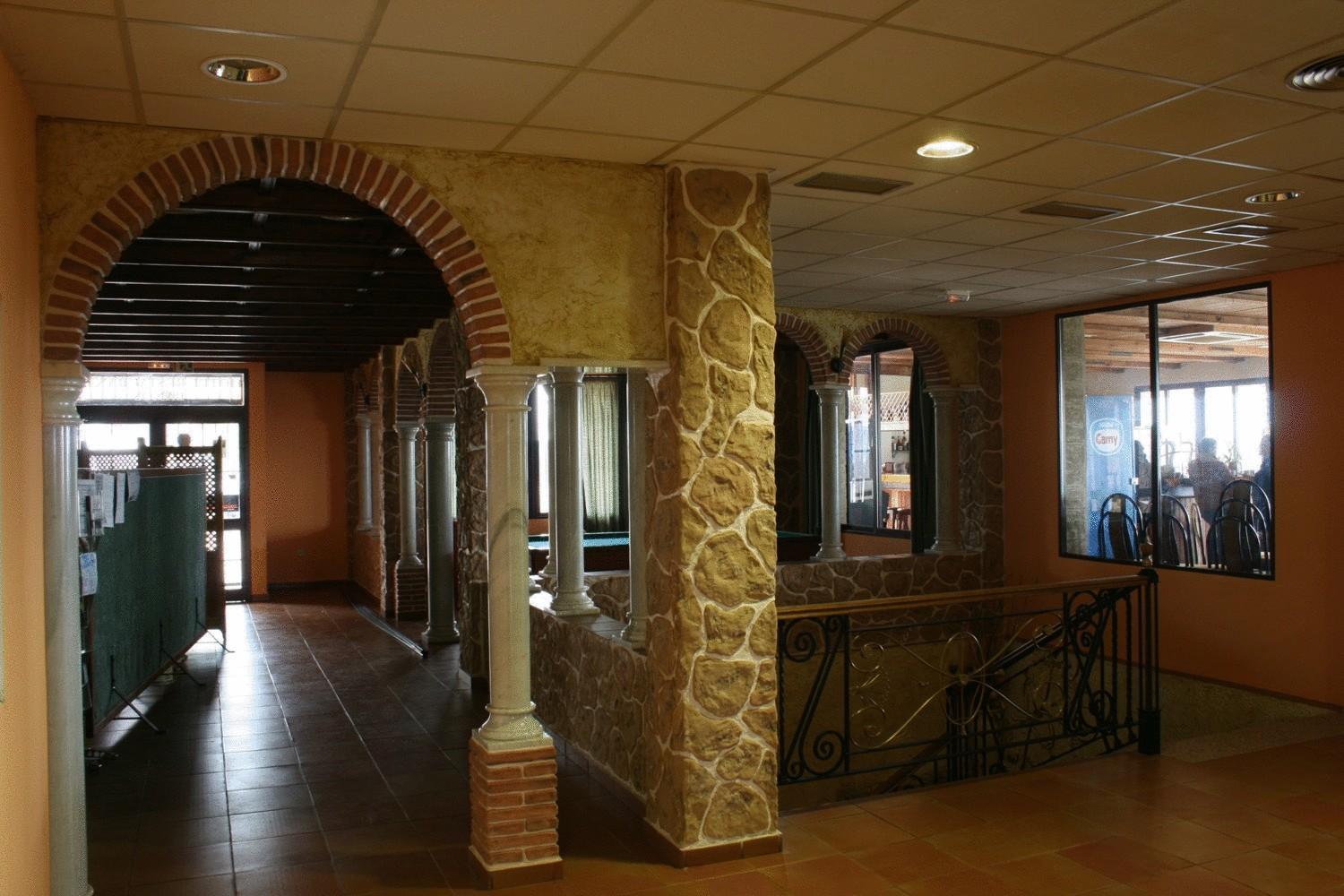 Hotel Restaurante Banos Baños de la Encina Exteriör bild